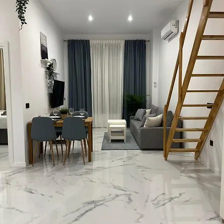 B8 * Fuengirola